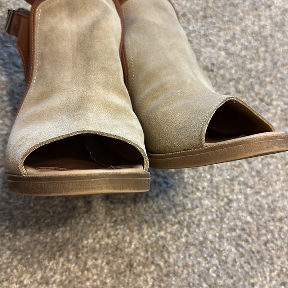 Open toe Coach heels - Picture 8 of 9